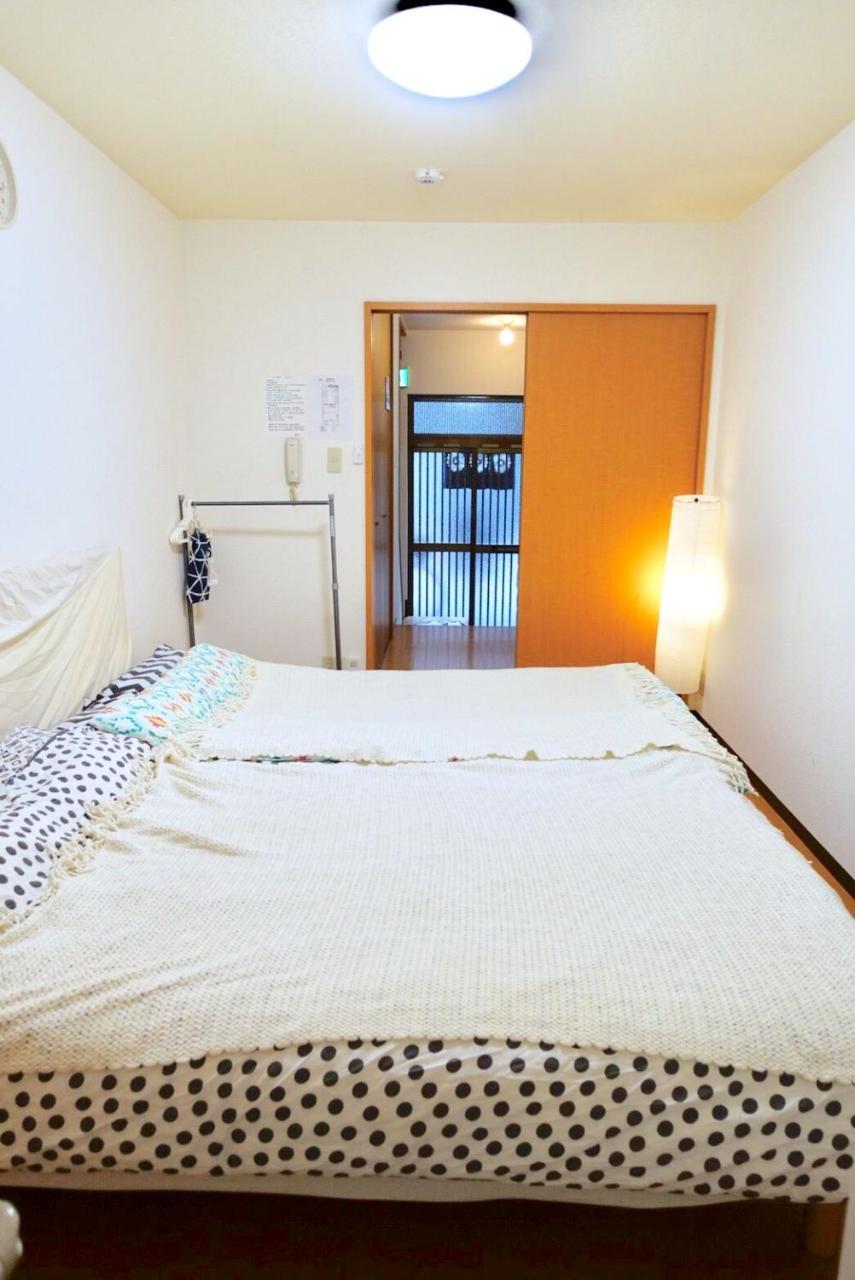 Central Osaka House Umeda Namba Экстерьер фото